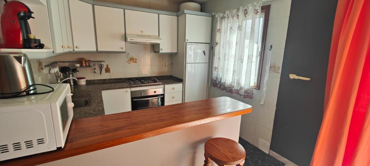 Apartamento Brisas Del Medanoアパートメント エクステリア 写真