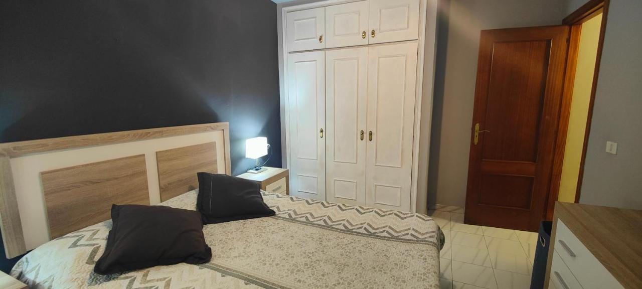 Apartamento Brisas Del Medanoアパートメント エクステリア 写真