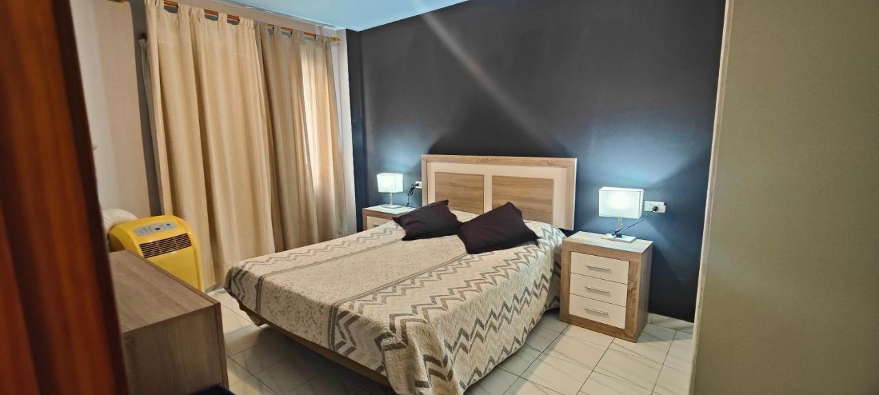 Apartamento Brisas Del Medanoアパートメント エクステリア 写真